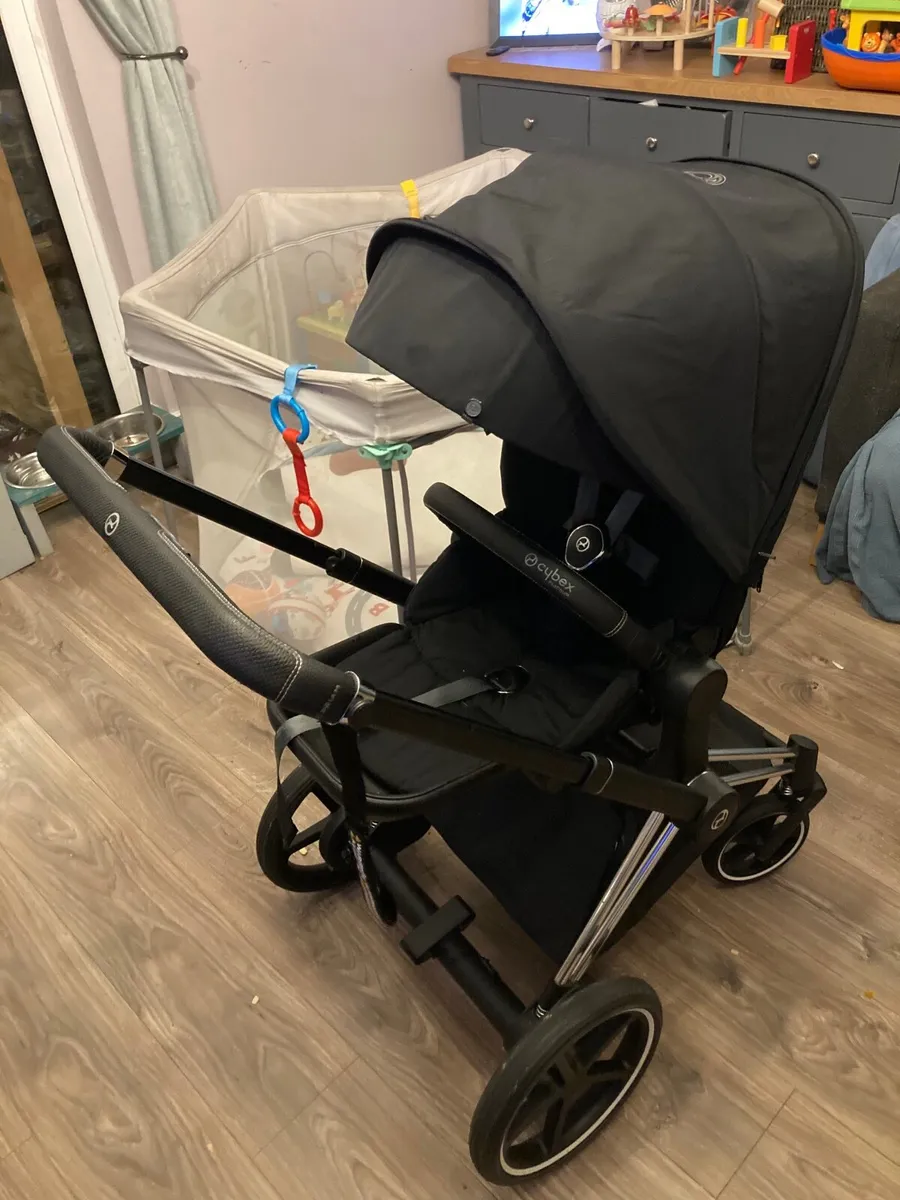 Electric CYBEX e-Priam  version 4 pushchair - Image 2