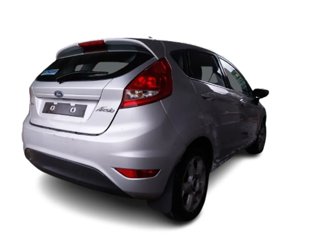 2010 FORD FIESTA  For Breaking/Dismantling - Image 2