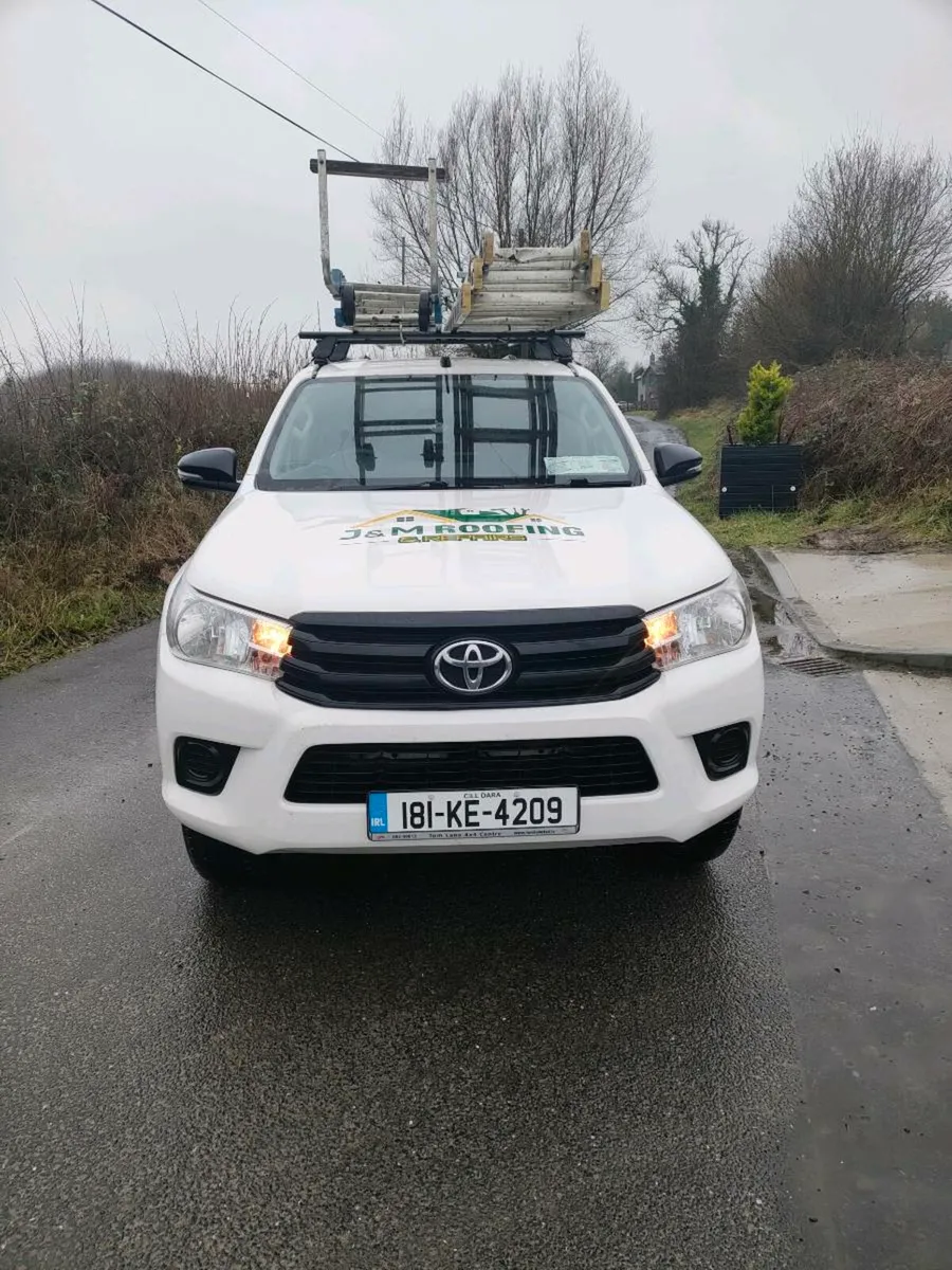 Toyota Hilux 2018 Tax&Doe - Image 3