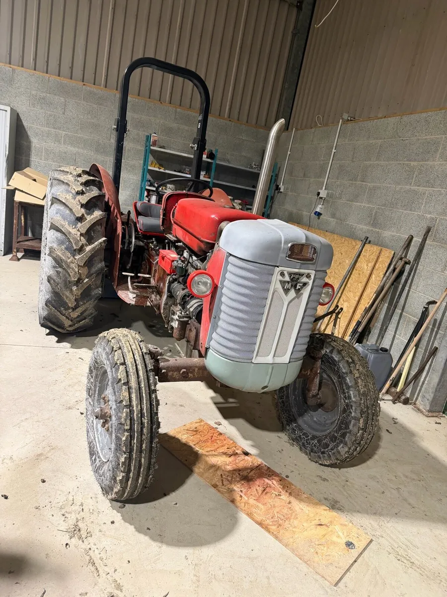 6 vintage tractors - Image 4