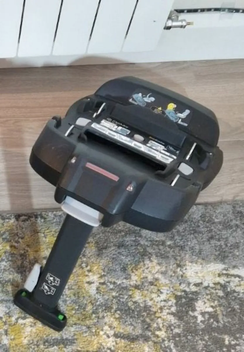 Immaculate uppababy vista V2 - Image 2