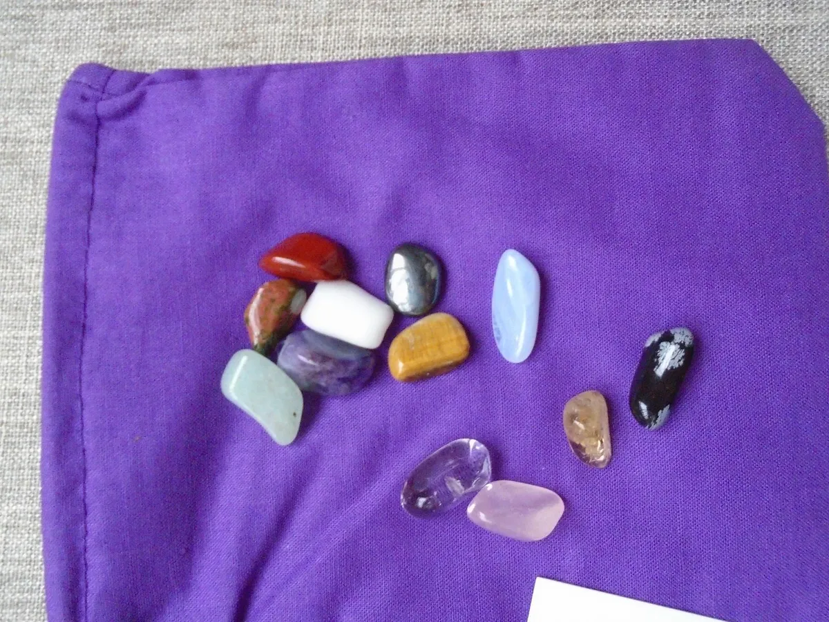 The Crystal Wisdom Kit, Book, Crystals - Image 4