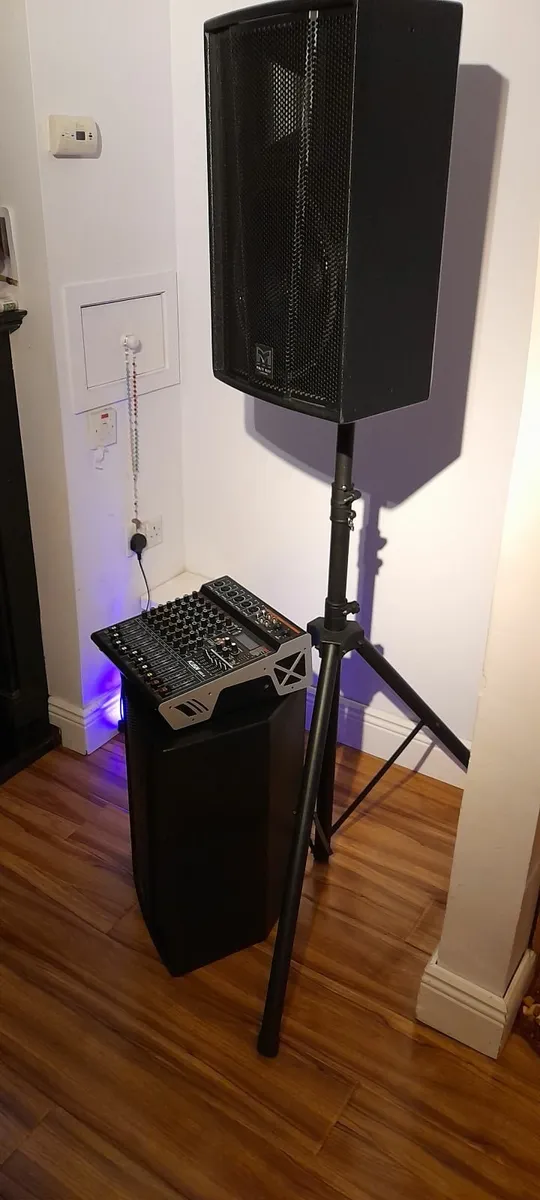 Set of martin audio speakers - Image 3