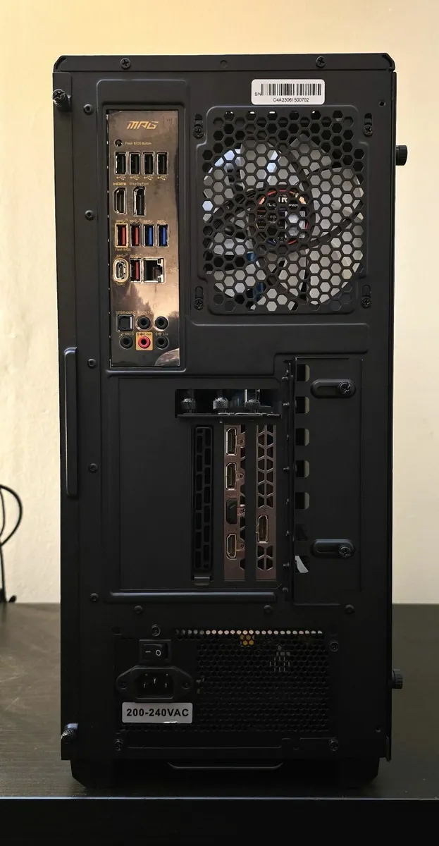 Phanteks Custom Watercooled i7 11th Gen RTX 3080 - Image 3