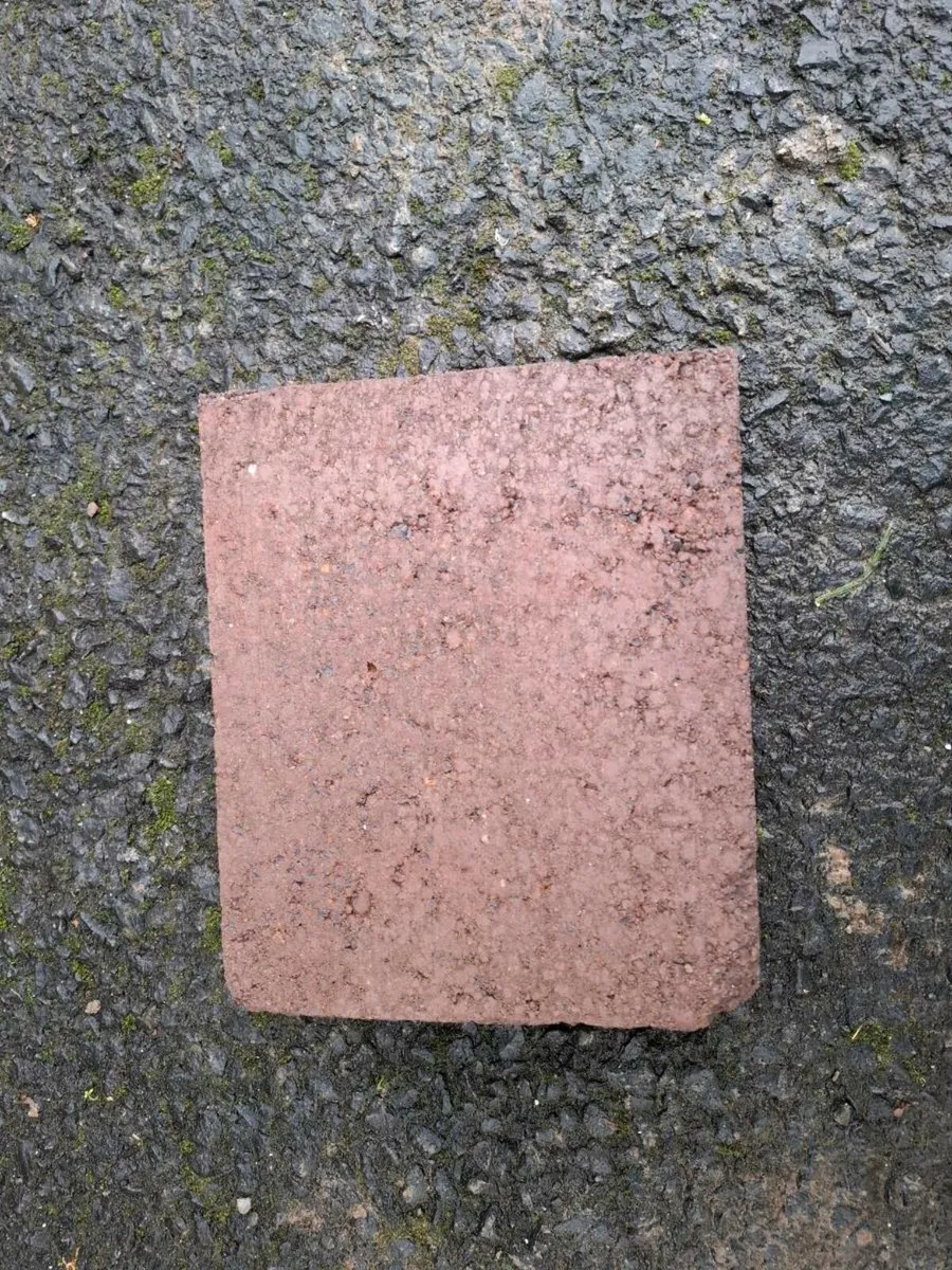 Paving slabs/Barbeque - Image 1