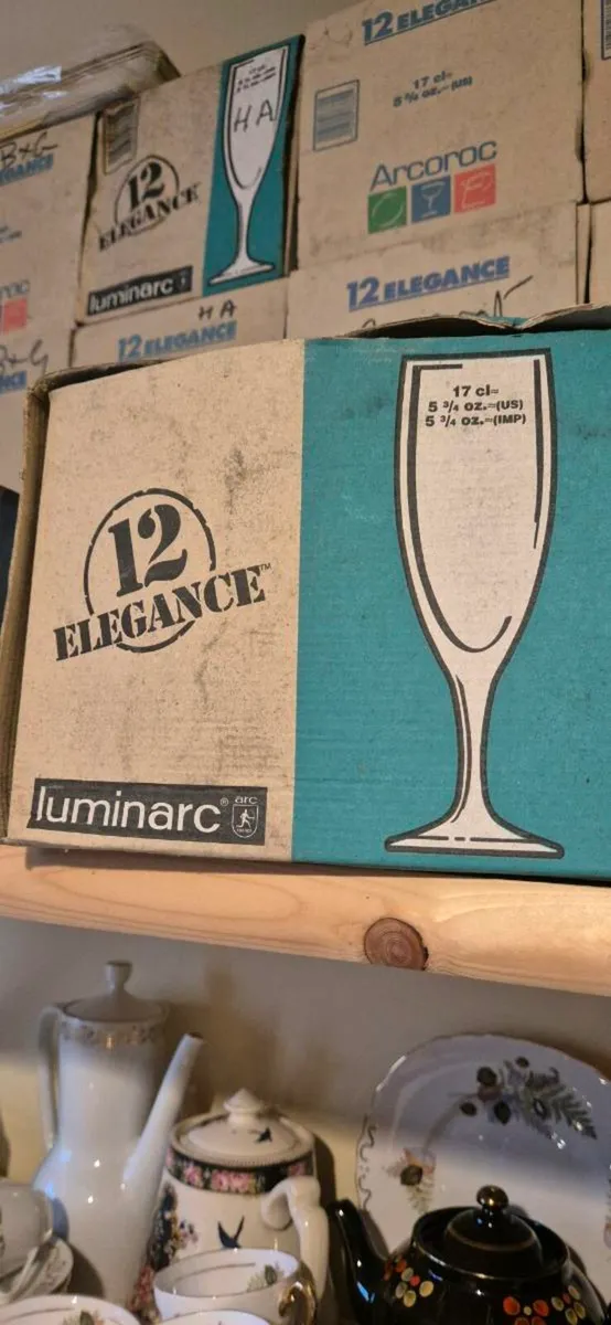 Job lot occasion glasses - Image 2