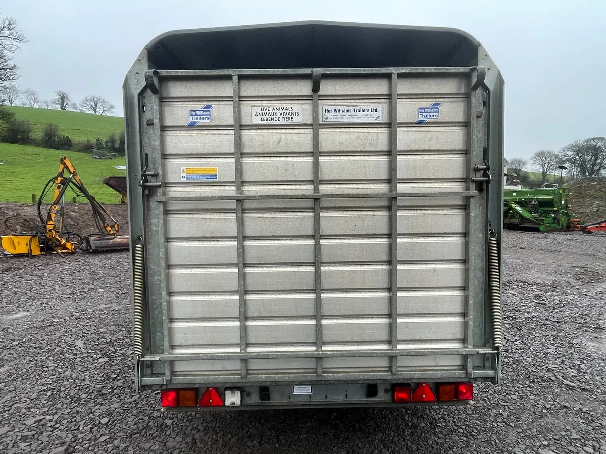 Ifor Williams 12ft dp cattle trailer - Image 4