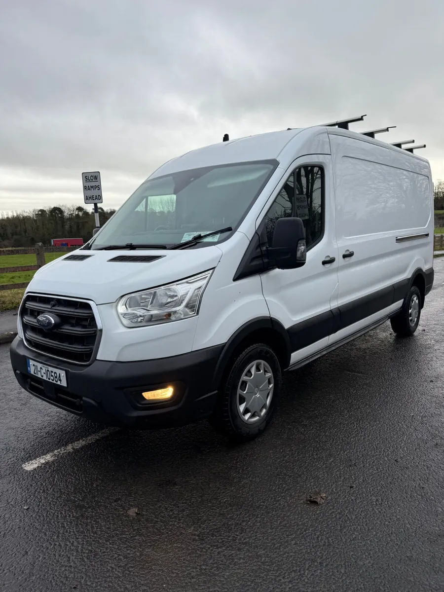 Ford Transit Trend  2021 - Image 2