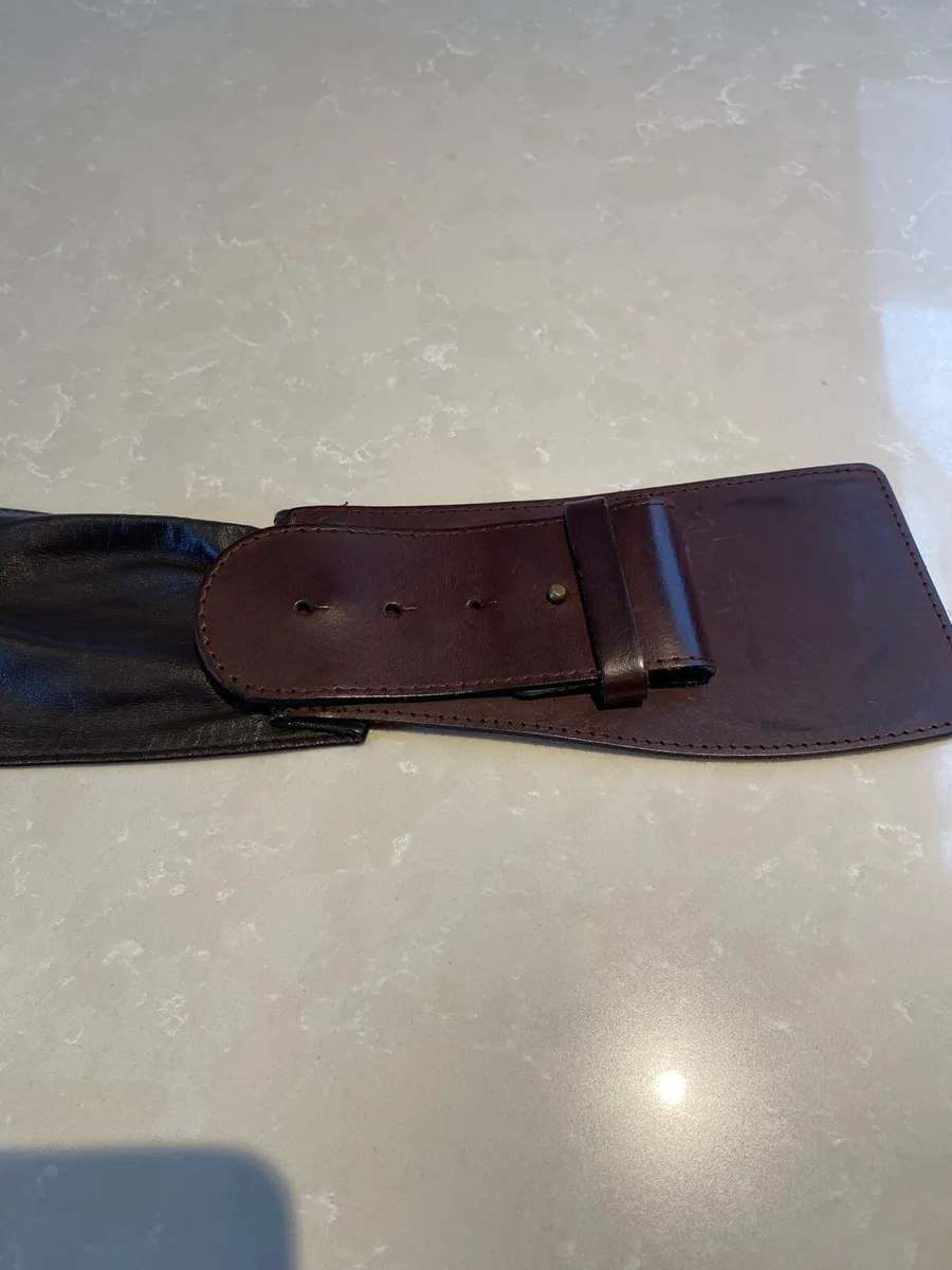 Brown Leather Ladies Belt - Image 2