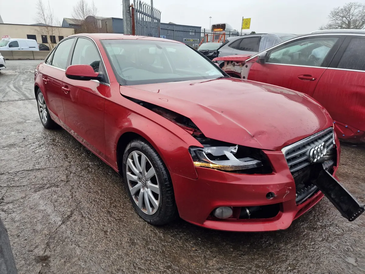 11 AUDI A4  2.0 TDI (CJC) FOR BREAKING - Image 2