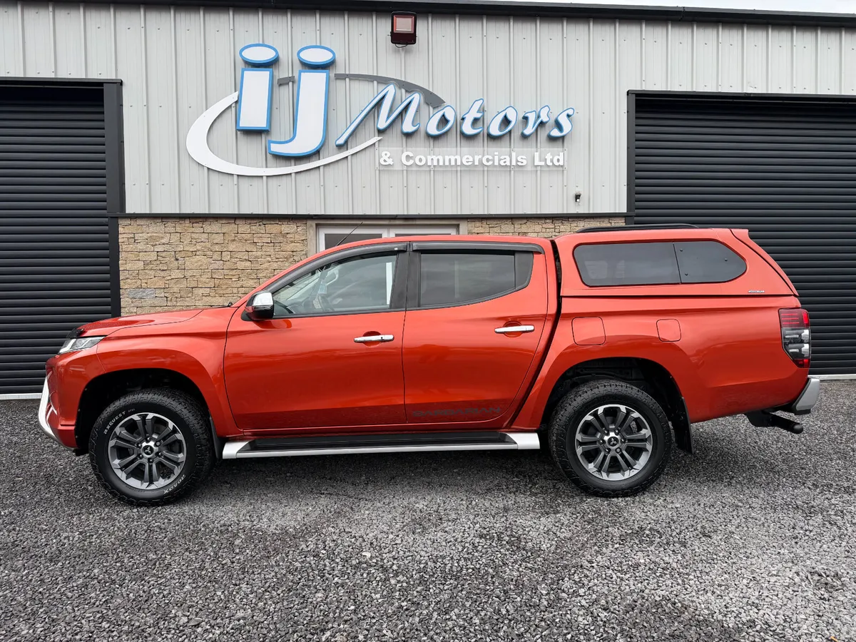 2020 Mitsubishi L200 2.3 D-ID BARBARIAN LIKE NEW - Image 4