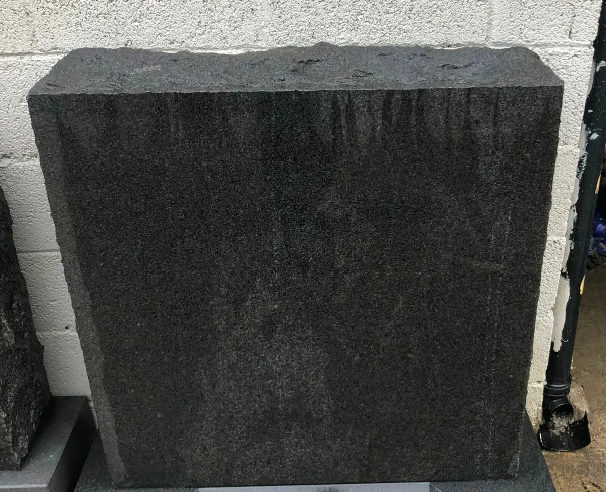 Estate stone boulders - Image 2