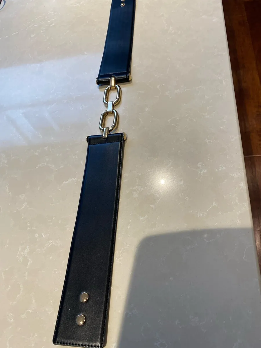 Ladies Black Leather Belt - Image 1