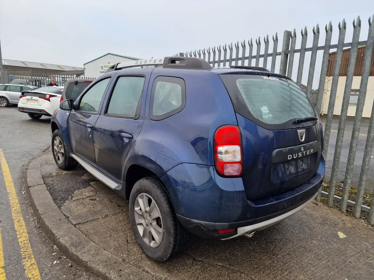 18 DACIA DUSTER  1.5 DCI  AUTO FOR BREAKING - Image 3