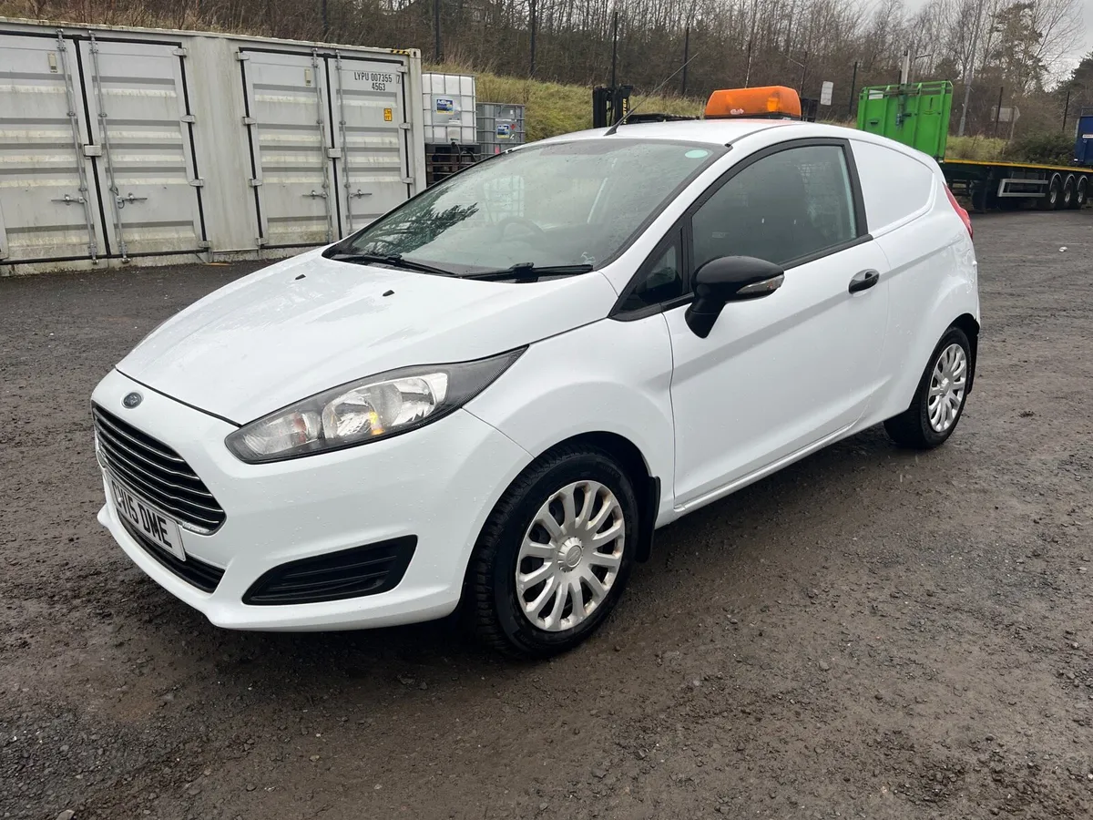 2015 Ford Fiesta 1.5TDCI Diesel Van - Image 2