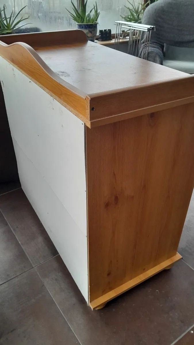 Baby changing table - Image 4