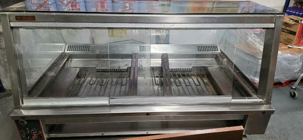 Hot Deli counter - Image 1