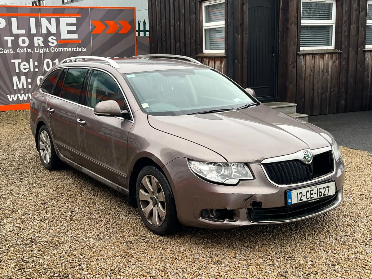 ///TRADE SALE//DRIVING PERFECT//TRADE SALE// - Image 3