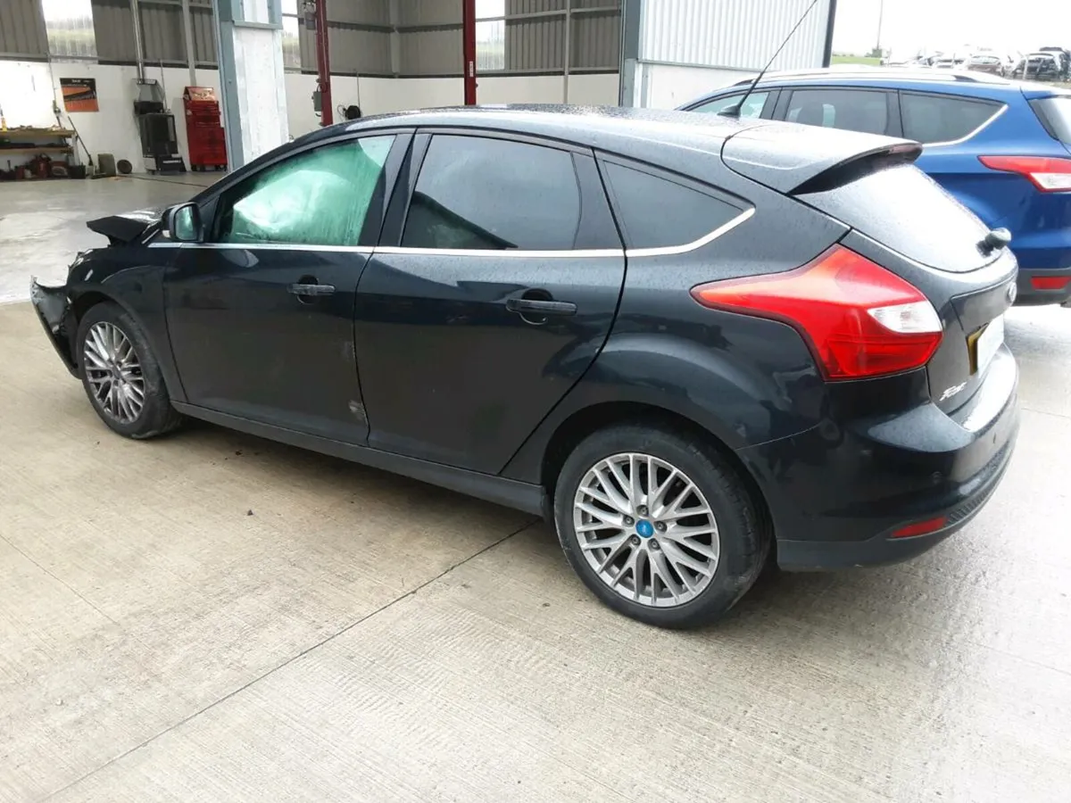 2012 Ford Focus for breaking - Image 2