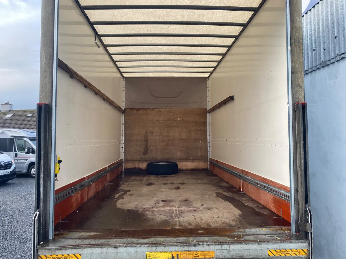 2021 VOLKSWAGEN CRAFTER 2.0TDI LUTON BOX&TAIL LIFT - Image 4