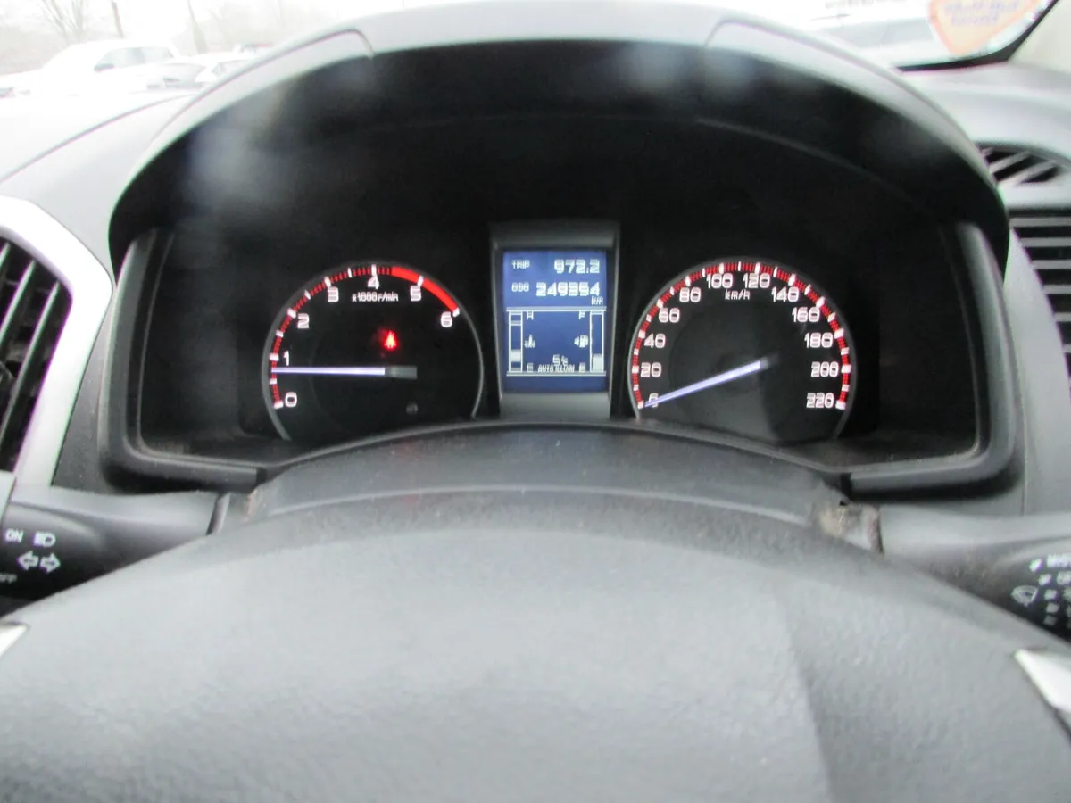 Isuzu D-Max 2014 - Image 4