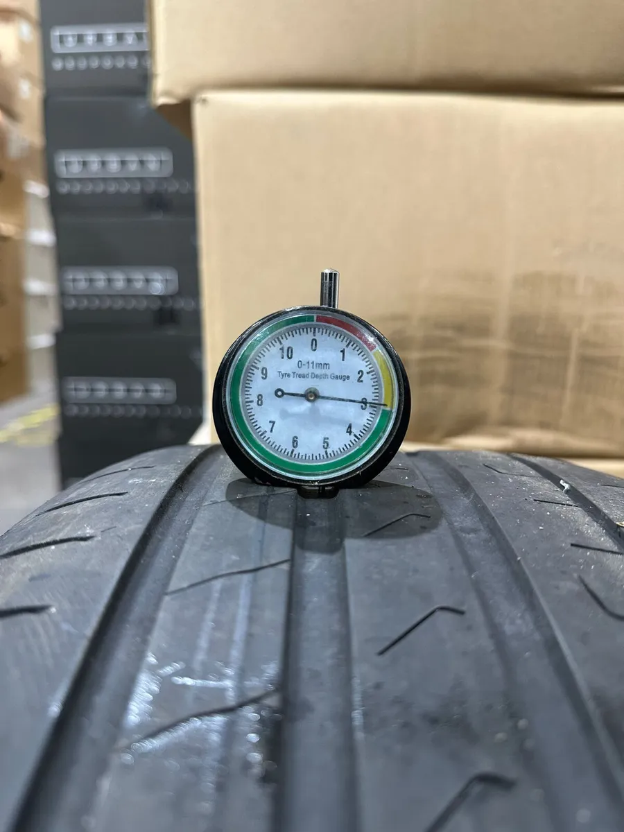 18" Genuine BMW 1 Series 2 series 819M - Image 3