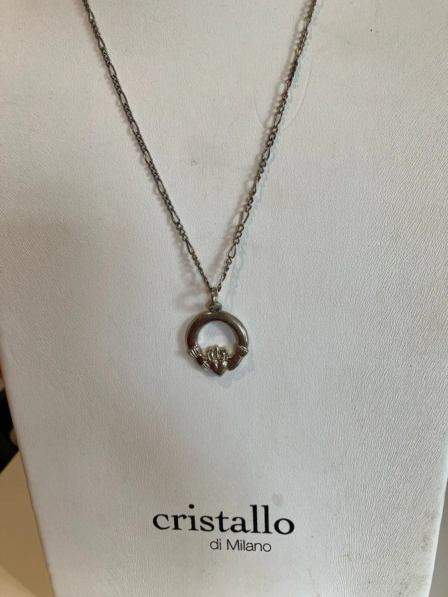 Sterling Silver chain & Cladagh pendant - Image 1