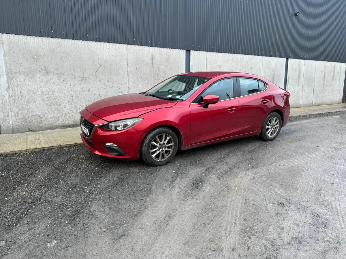 2014 Mazda 3 Diesel - Image 2