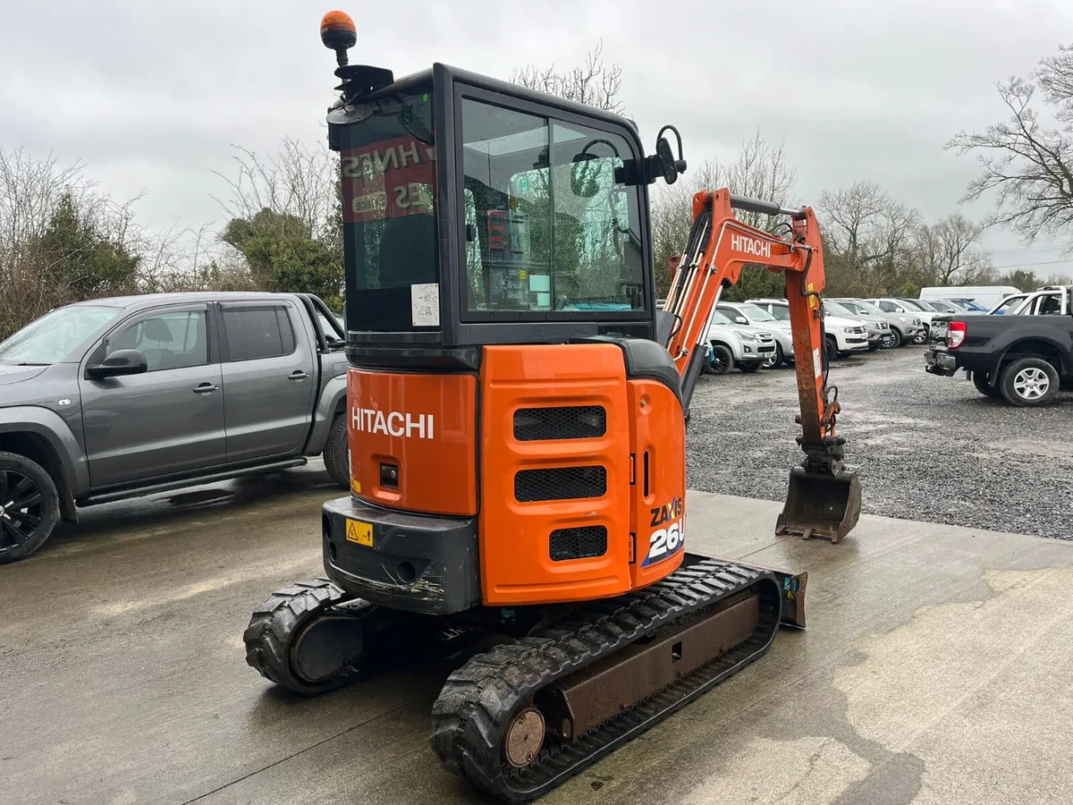 HITACHI 26U MINI DIGGER *FINANCE AVAILABLE* - Image 2