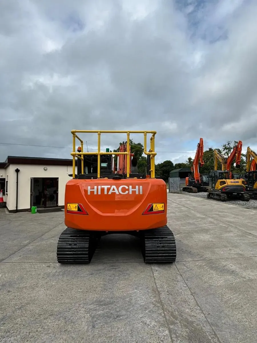 2022 Hitachi ZX130-7 LCN - Image 2