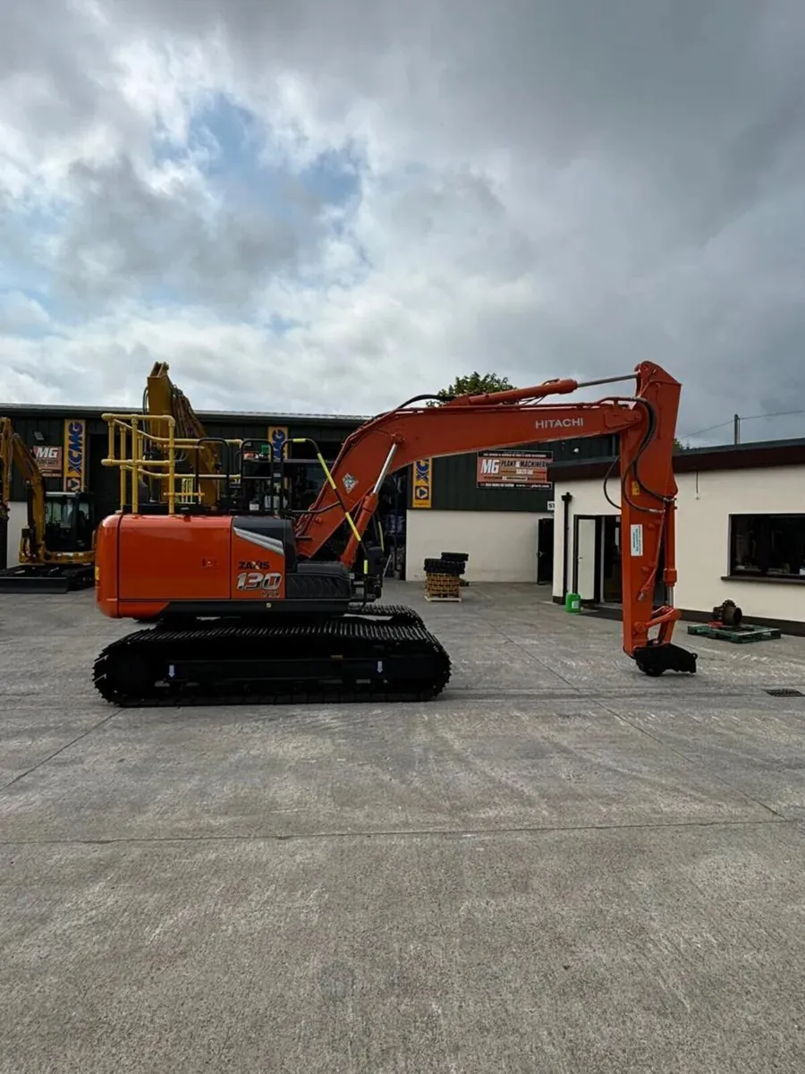 2022 Hitachi ZX130-7 LCN - Image 3