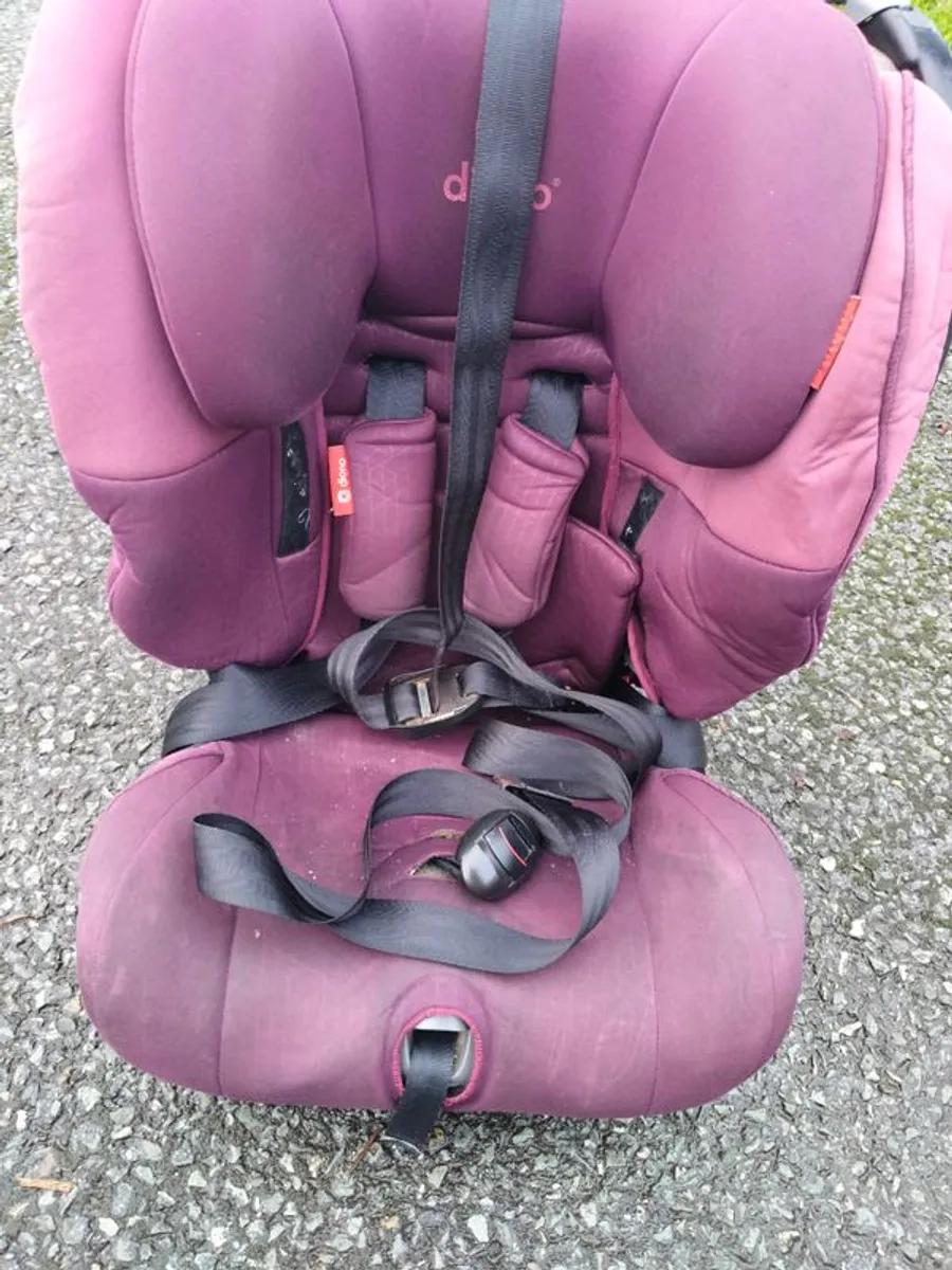 Child car seat with 5 point safety belts