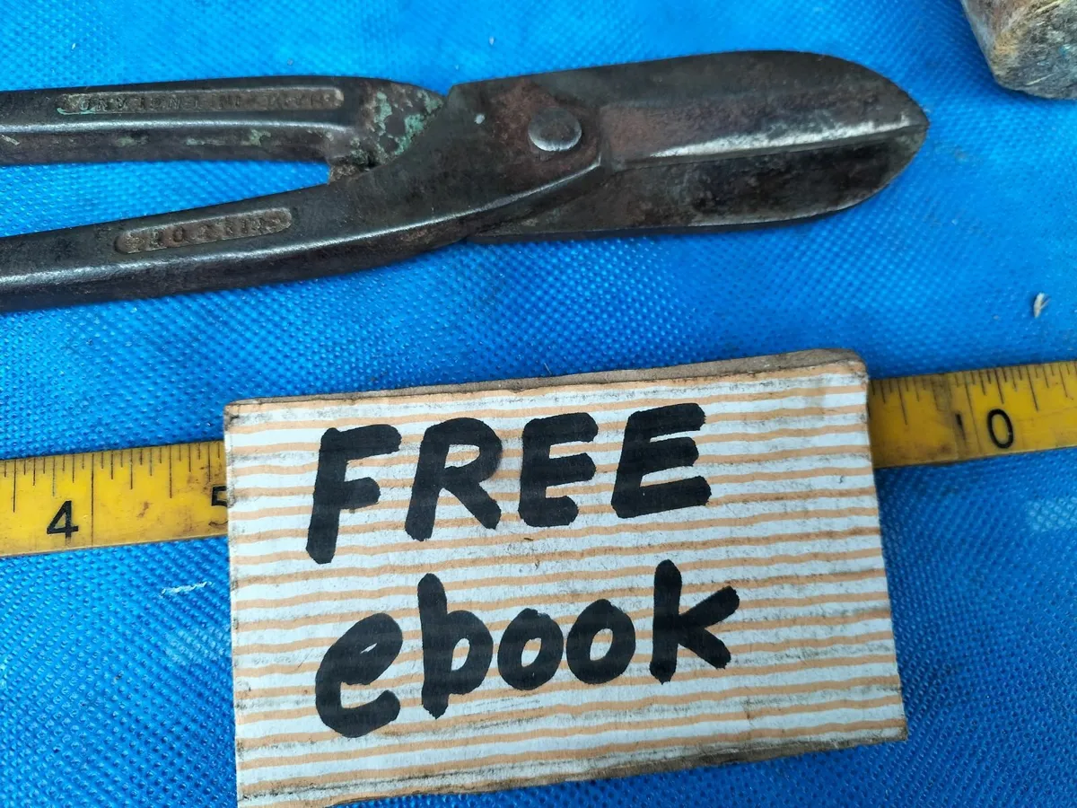 Sheetmetal Snips & Mallet - Image 4