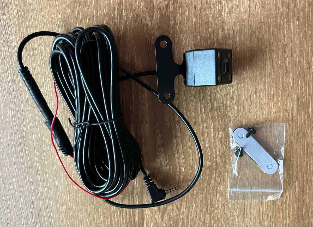 Someone to fit (hardwire) a dash cam - Image 3