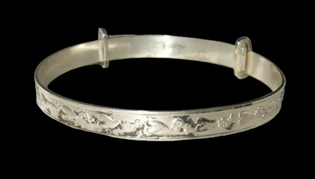 Vintage Hallmarked Silver Baby Bangle - Image 2