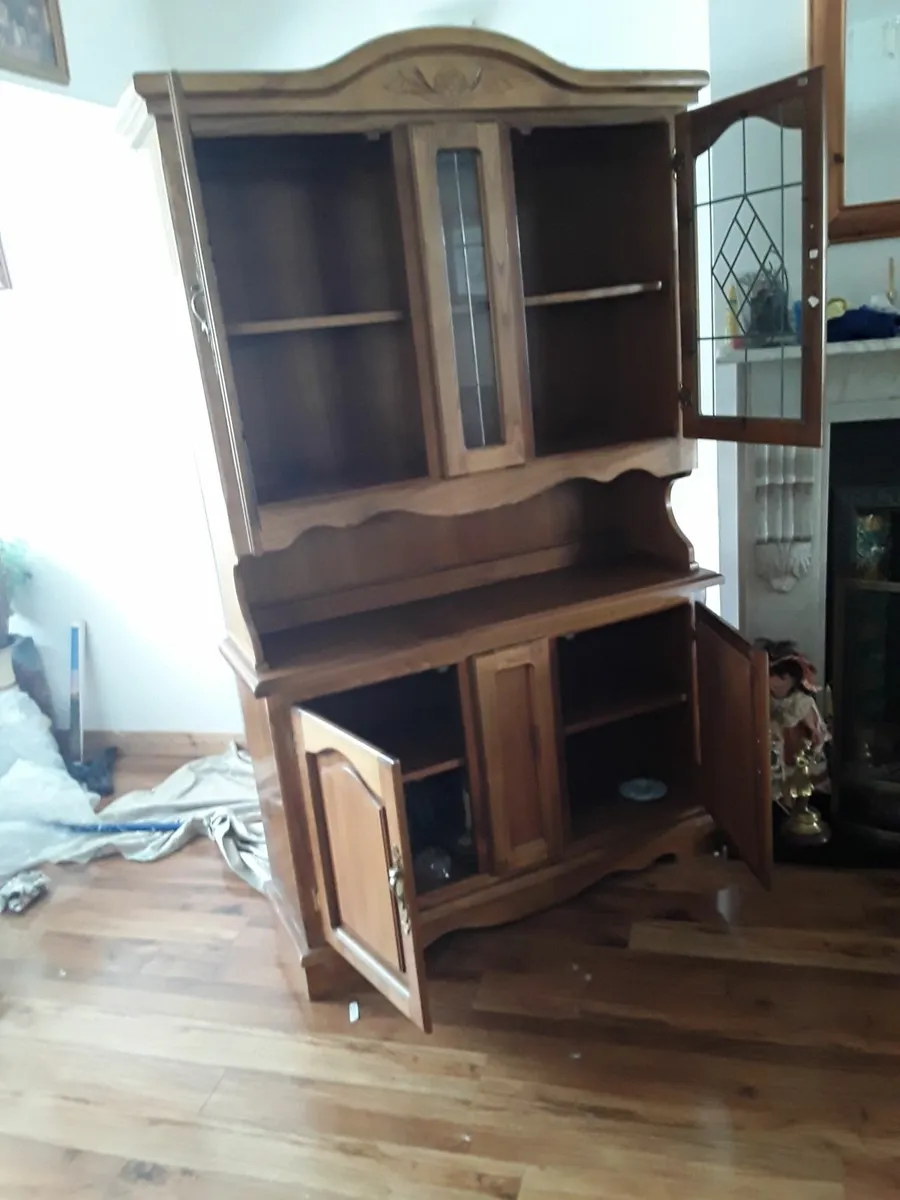 Lovely solid oak wall unit comes into two parts - Image 2