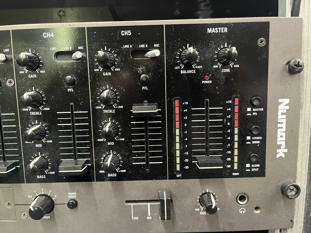 Numark C3 USB Mixer - Image 4