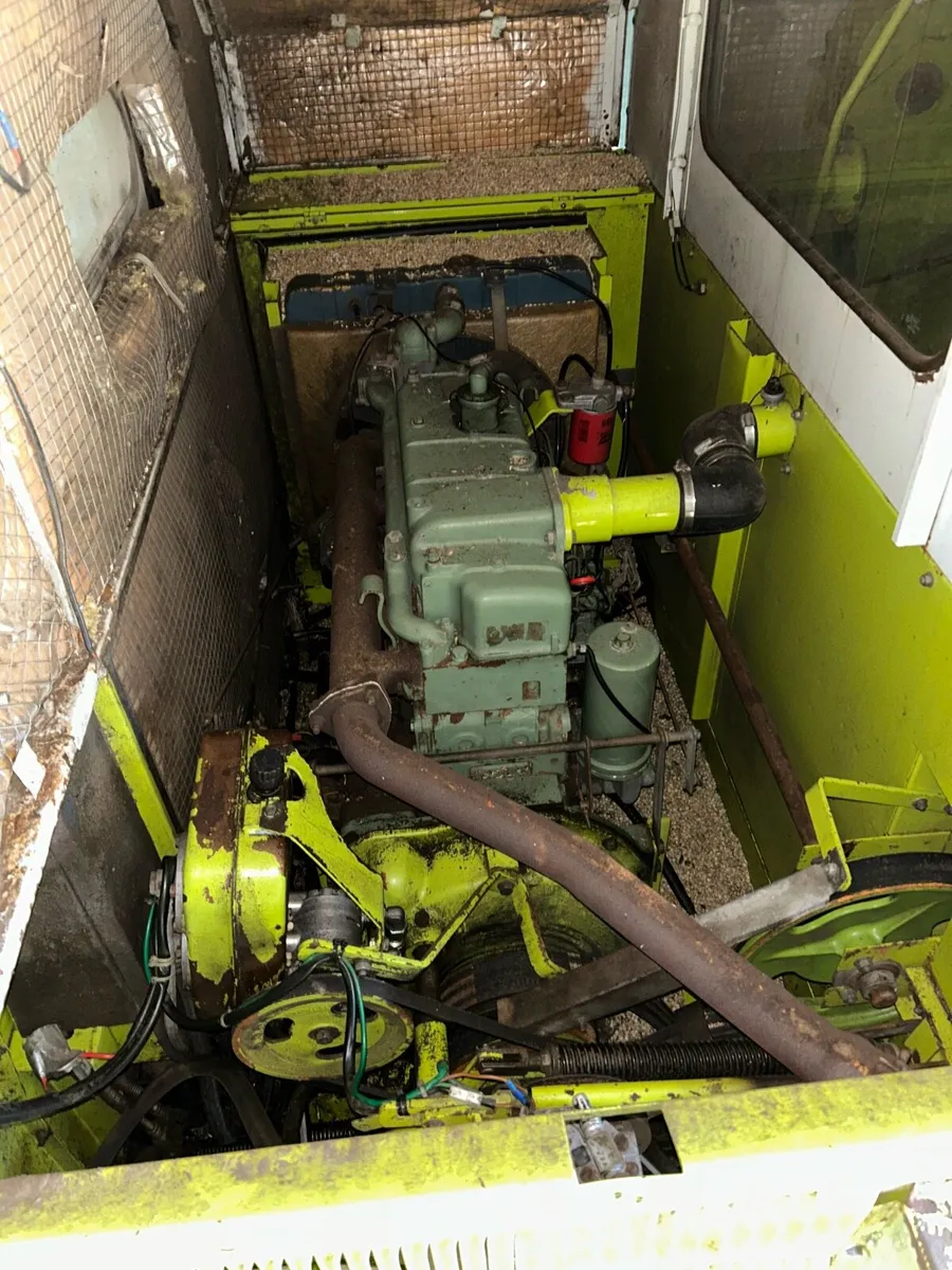 Claas Dominator 76 - Image 2