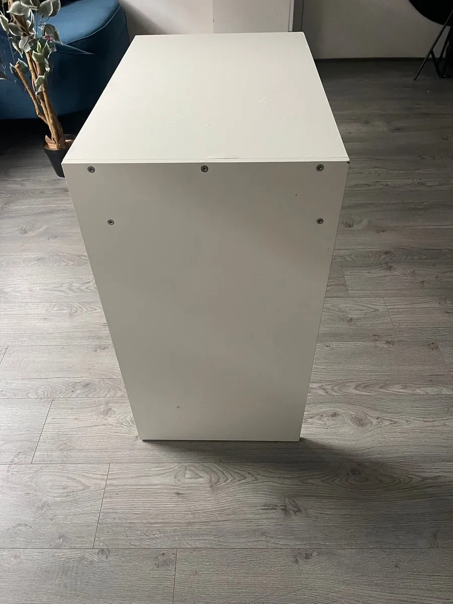 Table and Chair (Bundle) - Image 4