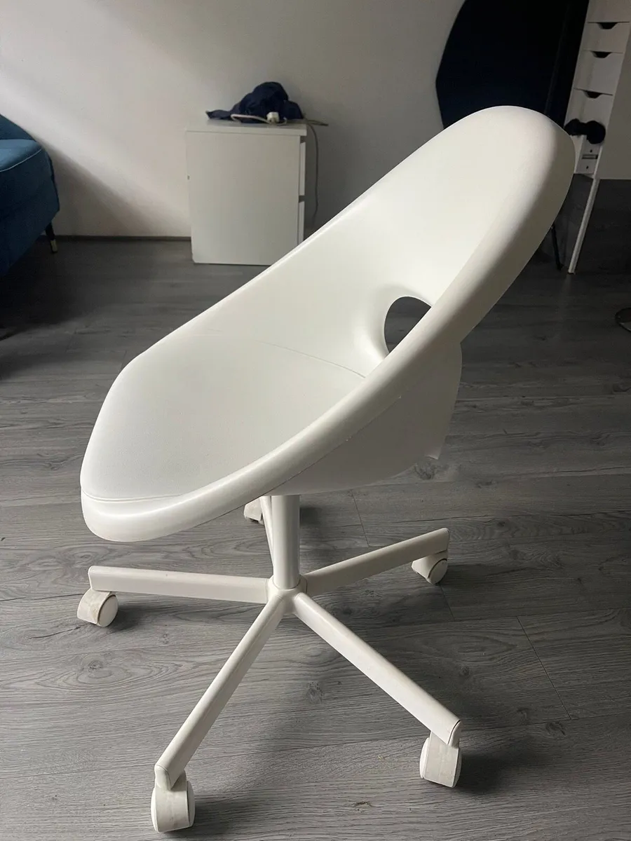 Table and Chair (Bundle) - Image 3