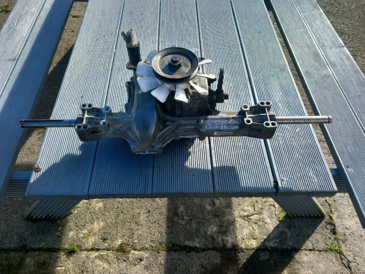 John deere hydrostatic transmission for sale - Image 3