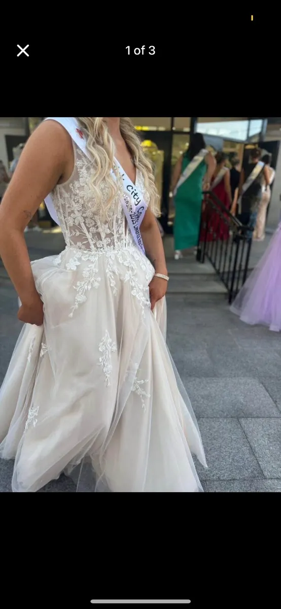 Debs dress - Image 1