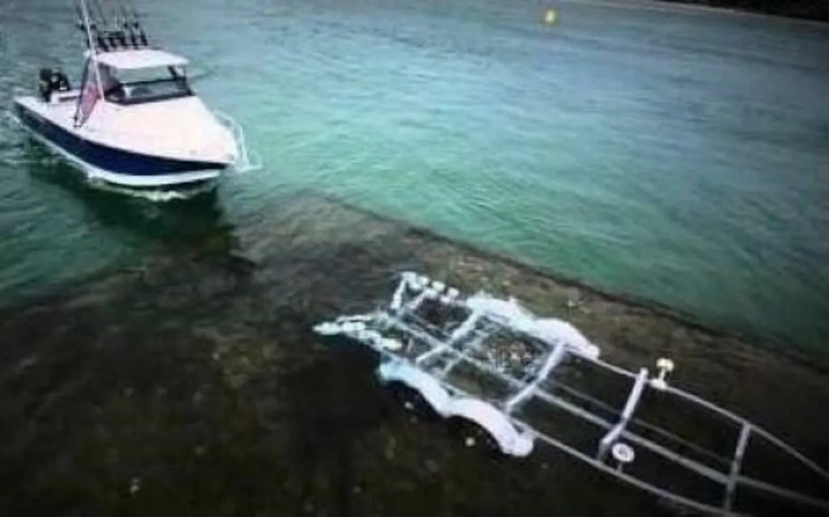 BOAT TRAILER LAUNCHING POLE RETRIEVAL BAR 2 Metre - Image 4