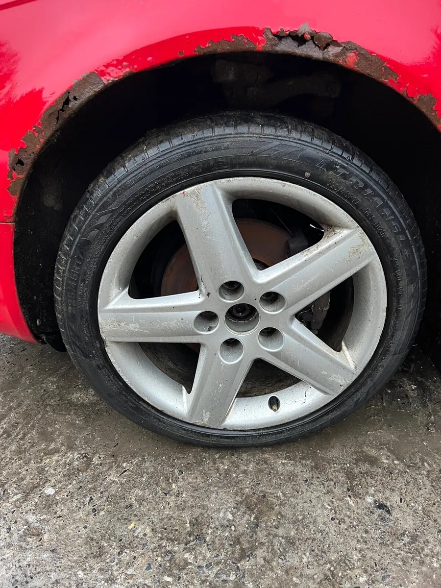 Breaking audi a4 b7 2006 1.9tdi bke - Image 2