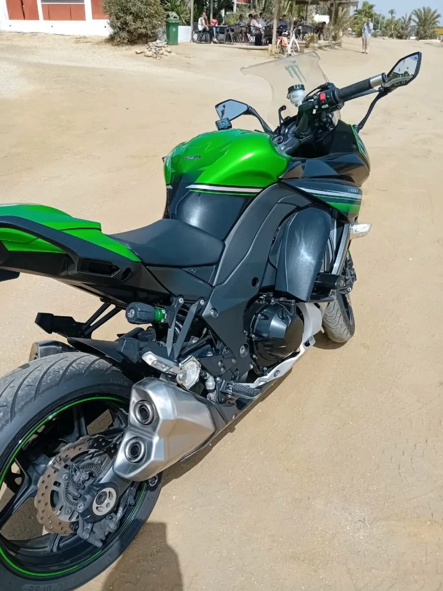 Kawasaki z1000sx 2016 - Image 2