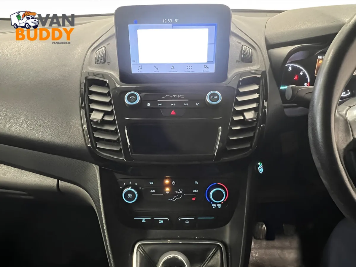 2019 Ford Transit Connect Panel Van - Image 3