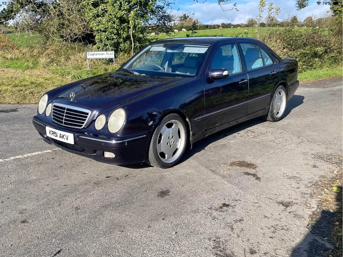 Mercedes-Benz E-Class 2002 - Image 1