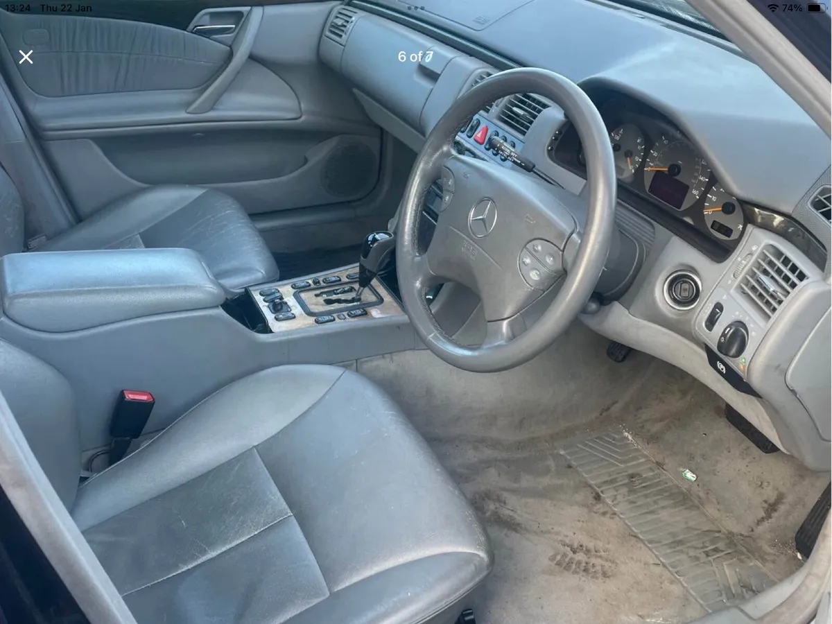 Mercedes-Benz E-Class 2002 - Image 4