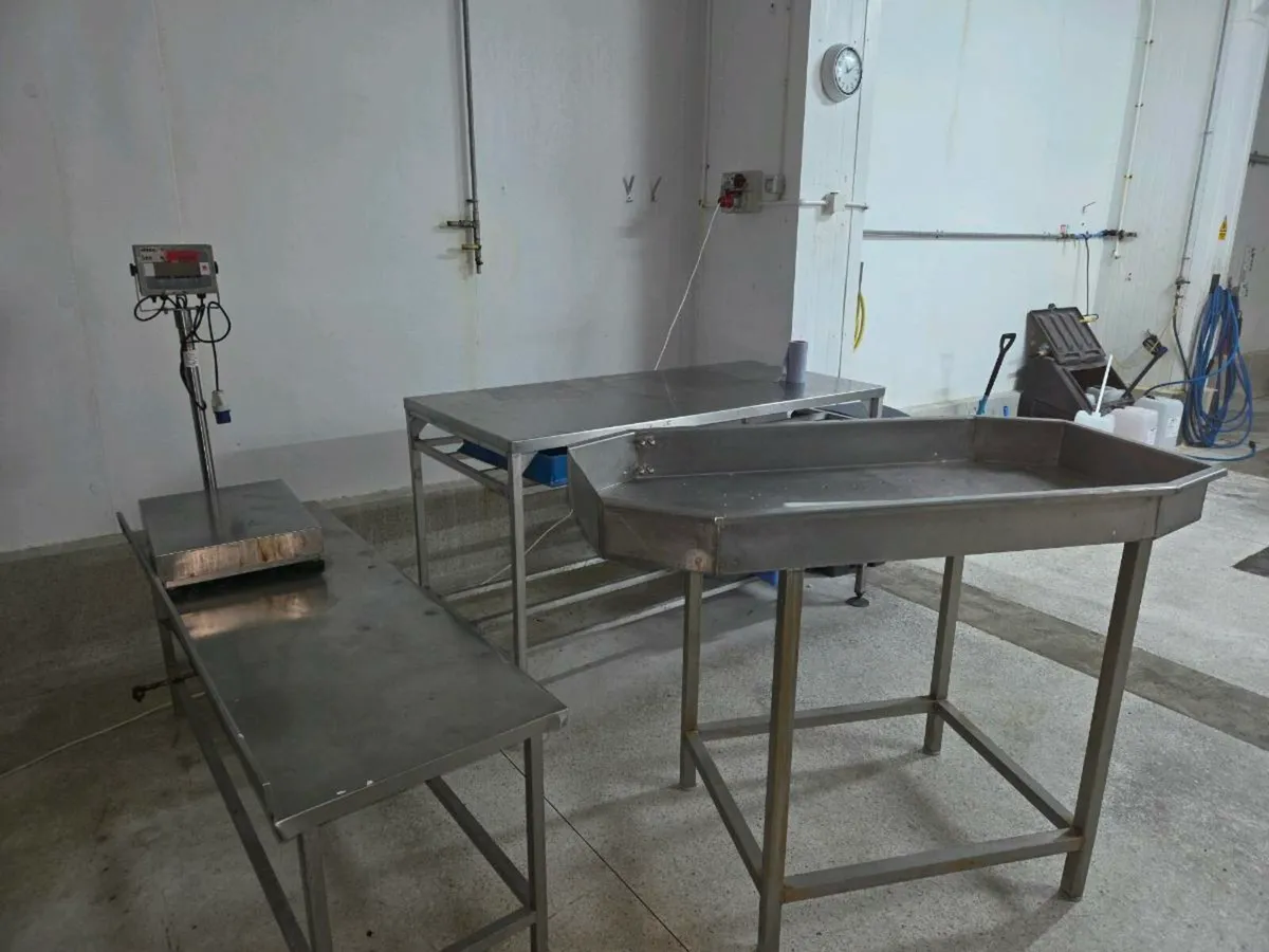 Stainless tables - Image 3