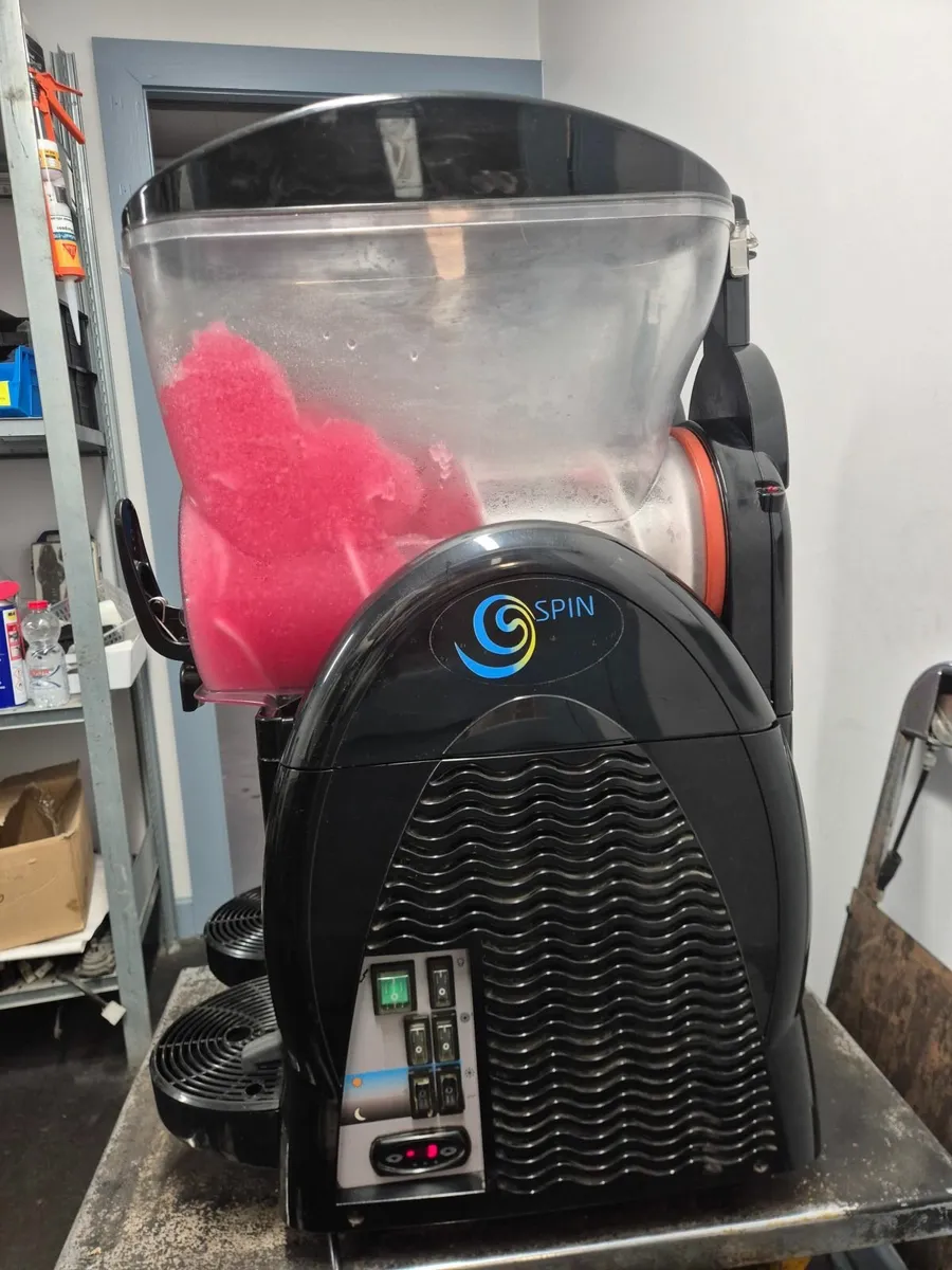 SLUSH MACHINE "GBG SPIN" RECONDITIONED - Image 1